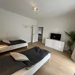 Apartamento Socha Apartments- Monteurwohnung In *