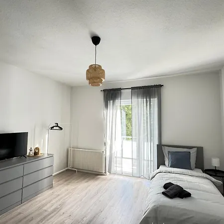 公寓 Socha Apartments- Monteurwohnung In