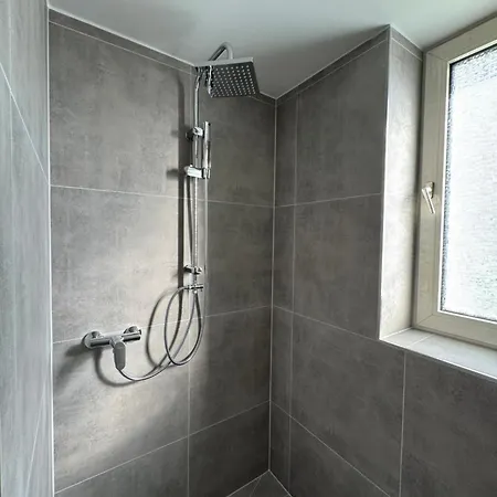 Socha Apartments- Monteurwohnung In 公寓 梅特曼